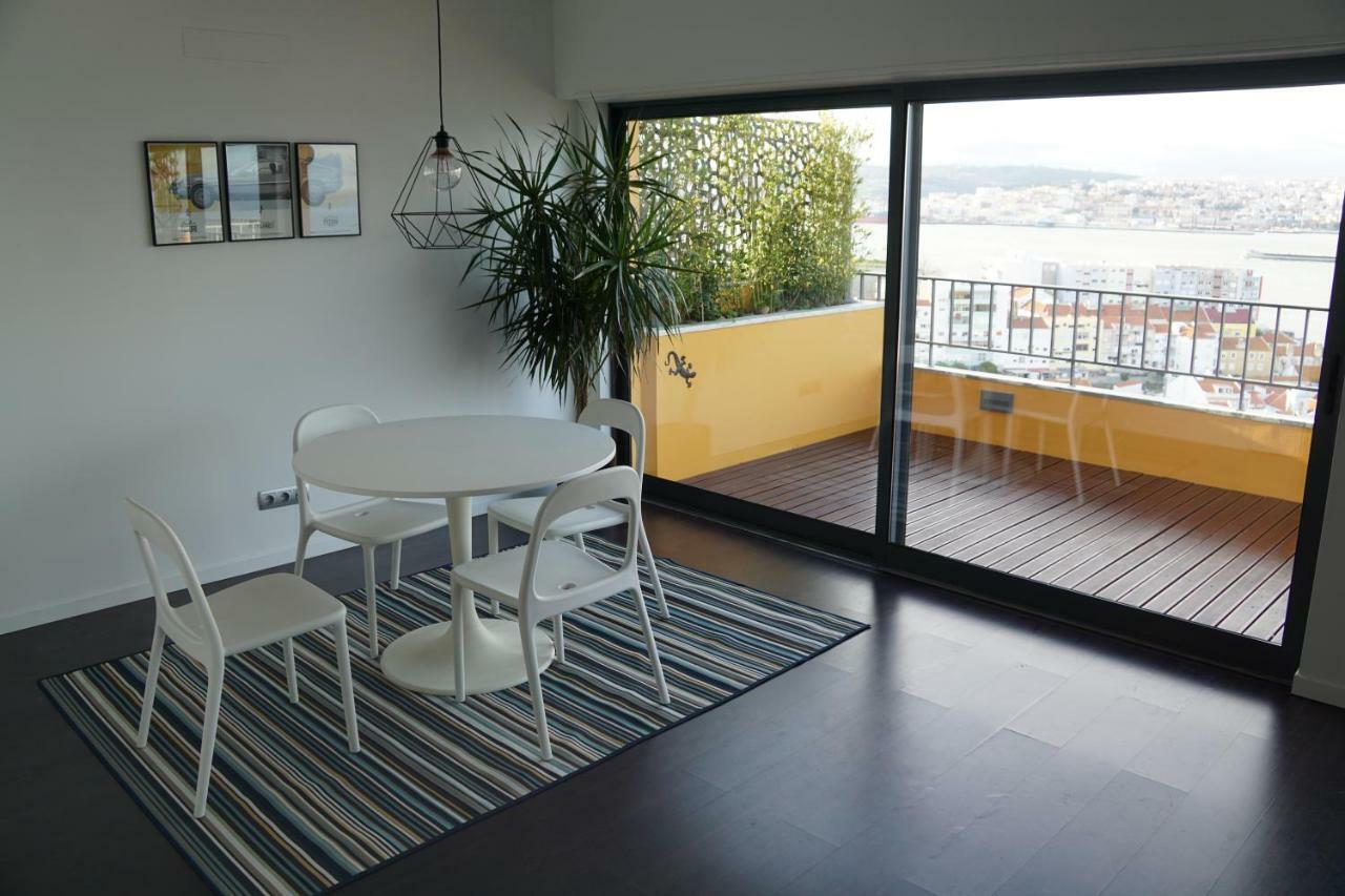 Penthouse Bellevue Apartment Almada Exterior foto